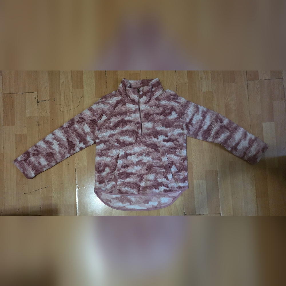 Old Navy Pink and White V-Neck Sweater